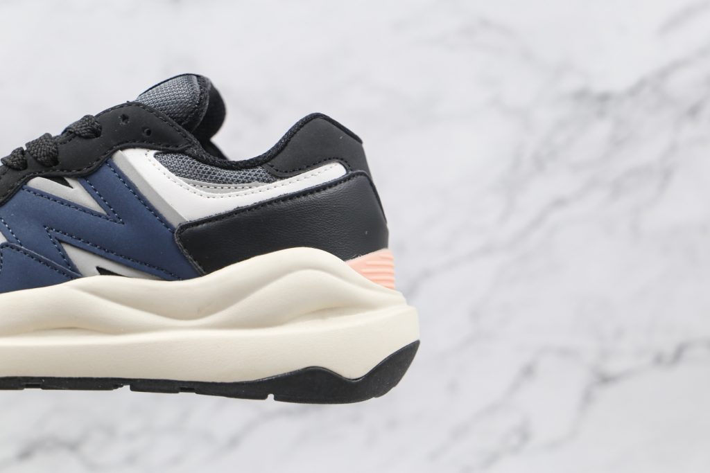 新百伦newbalance5740纯原版本黑蓝色nb5740复古慢跑鞋原档案数据开发
